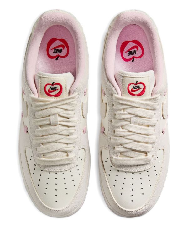 Nike Air Force 1 Low "Valentine's Day" sneakers