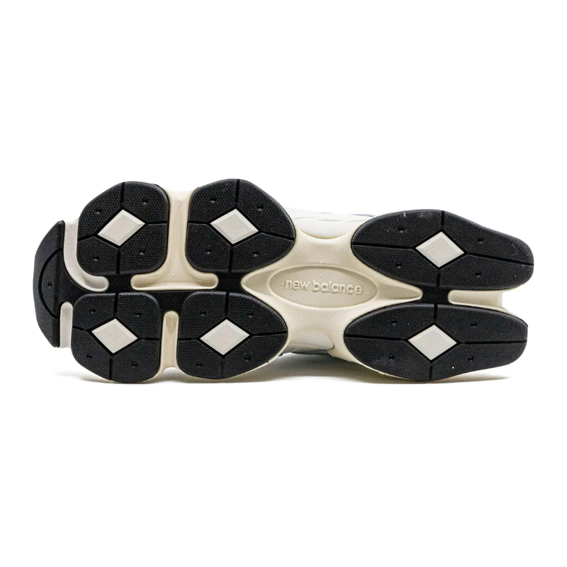 New Balance 9060 – White Black